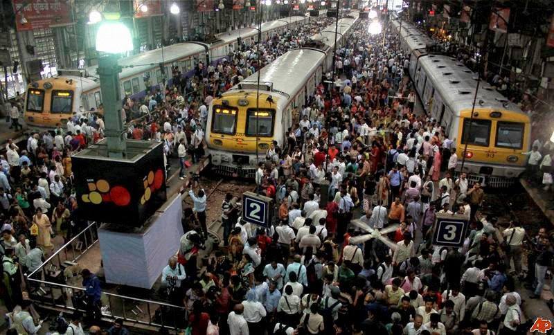 Mumbai Local Trains. For representational purposes only. (Source: Facebook)