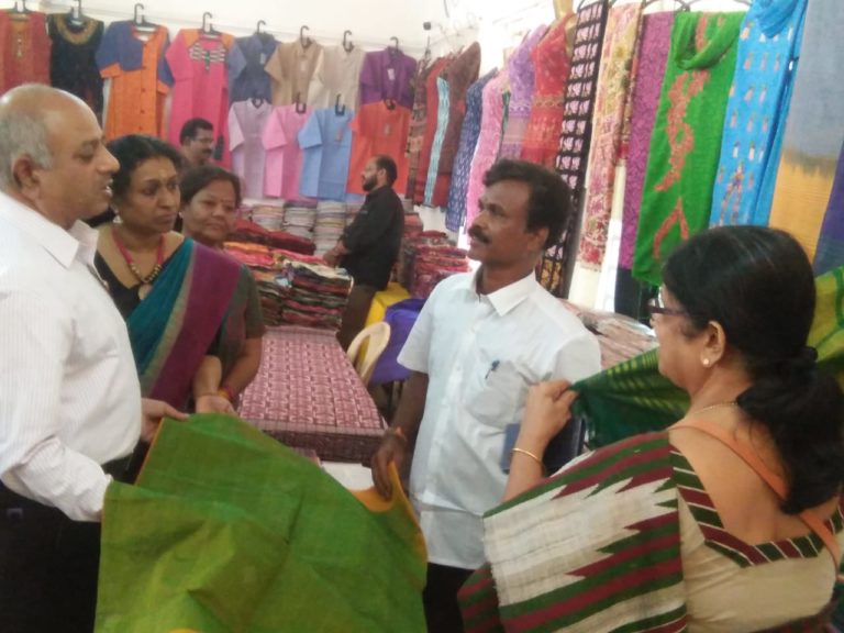 Saris From Bananas: TN Weaver Creates 25 Natural Fibers