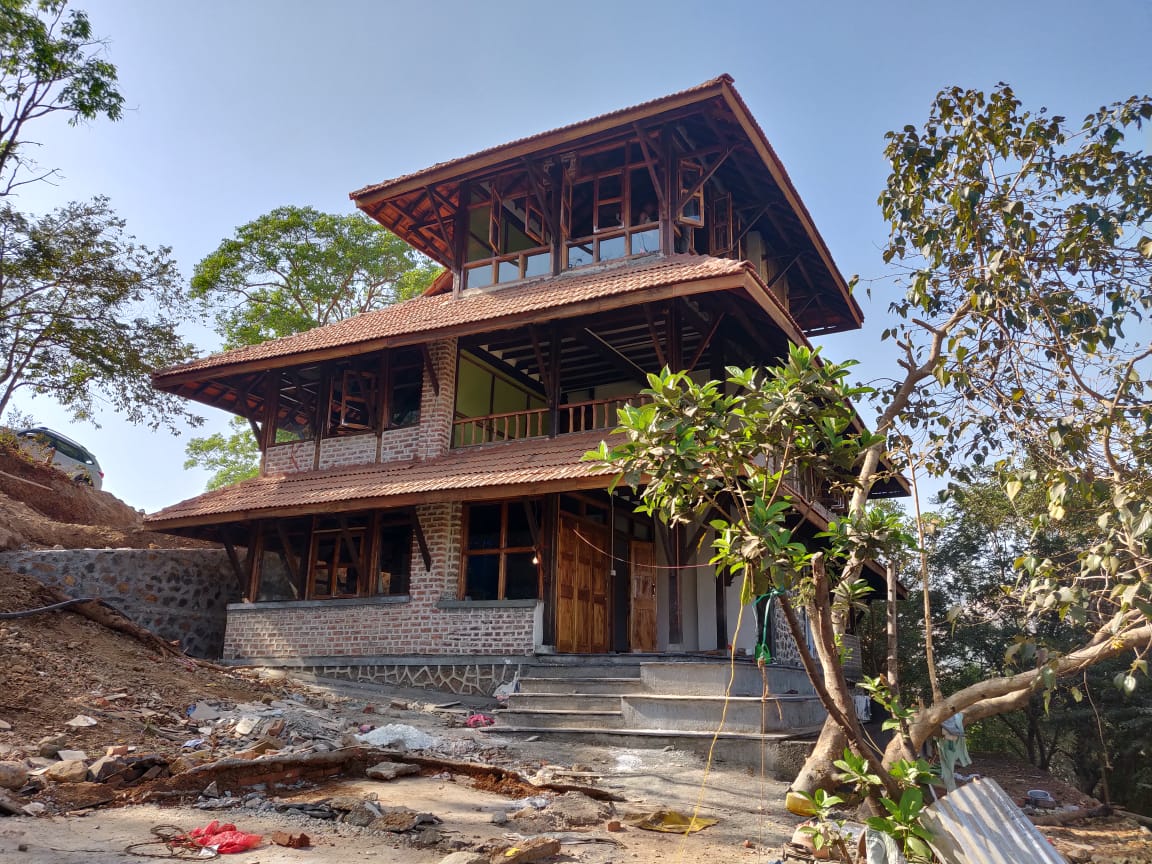 Kamshet house exterior (Source: Dhruvang)