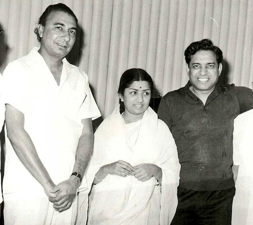 Sahir, Lata Mangeshkar and composer Ravi (Left to Right). (Source: Twitter/Film History Pics)