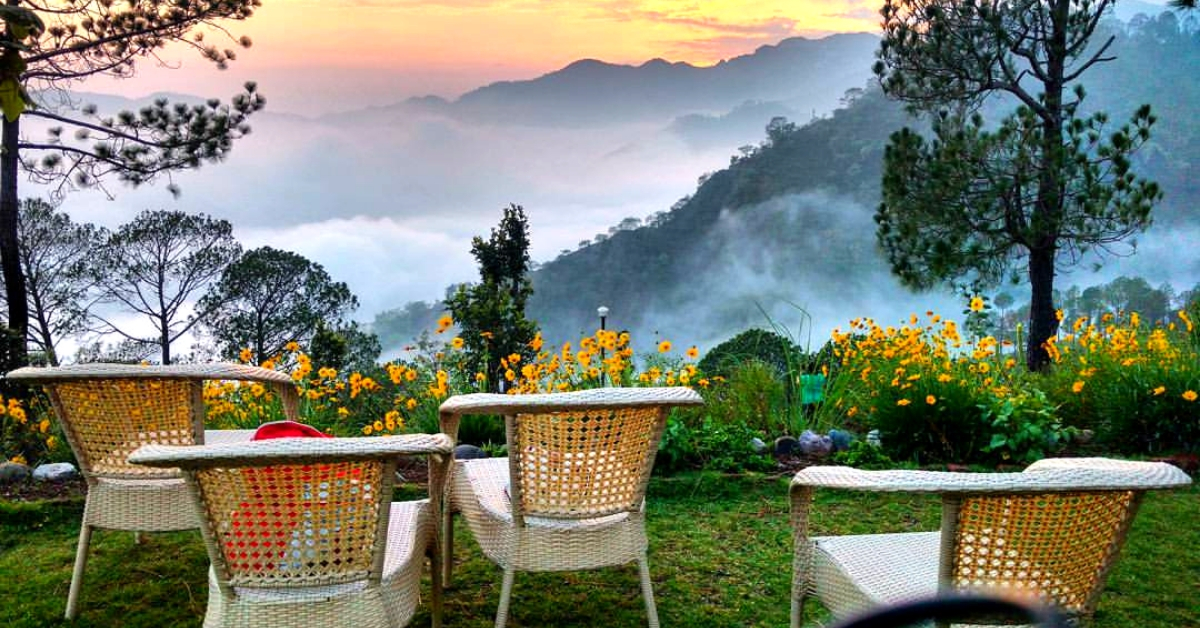 Delhi Girl Bids Goodbye to City Life, Now Runs ‘Café in the Woods’ in Himalayan Village!