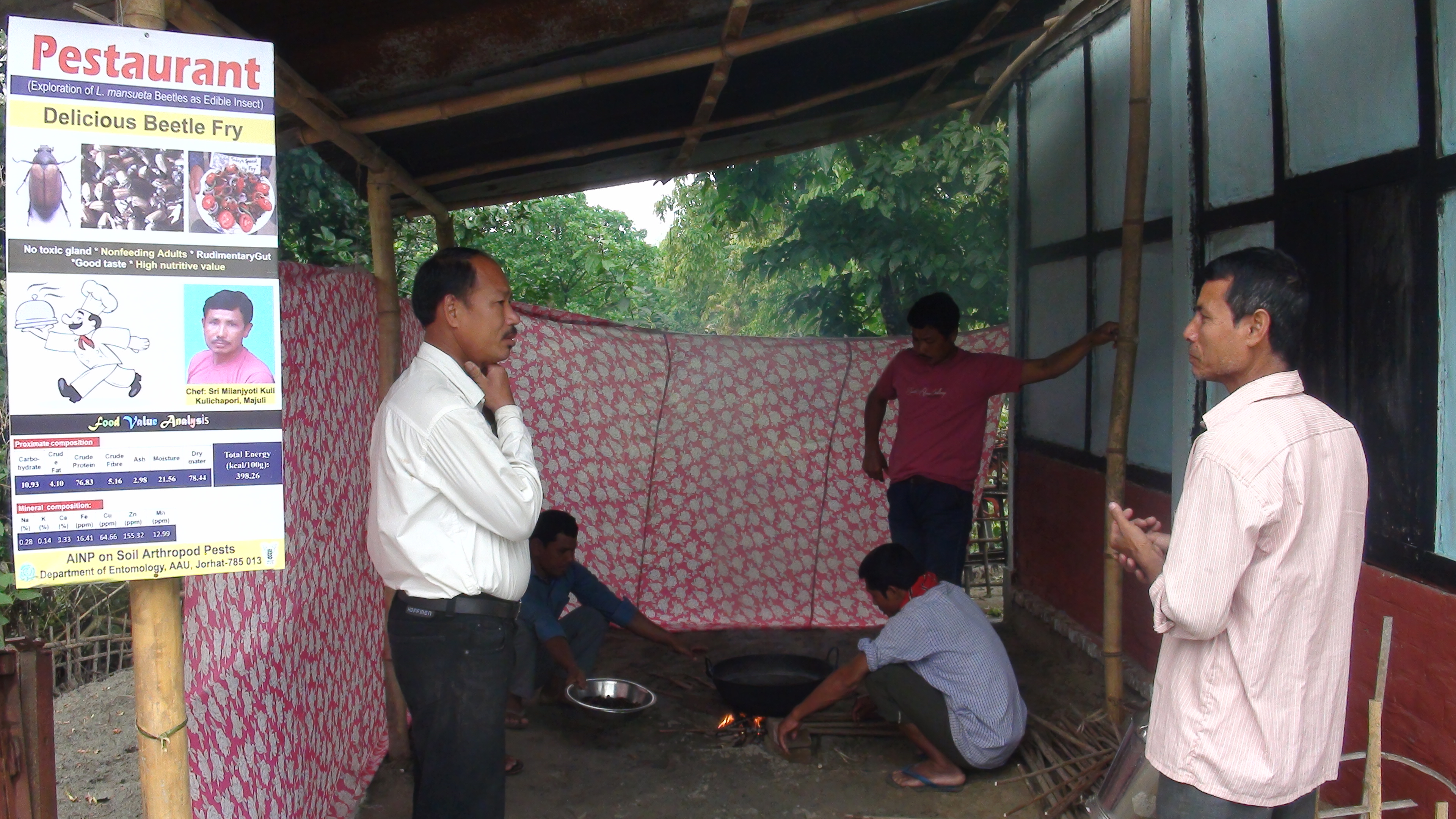 Preparation at the 'Pestaurant'. (Source: AINPSAPJORHAT AAU) 