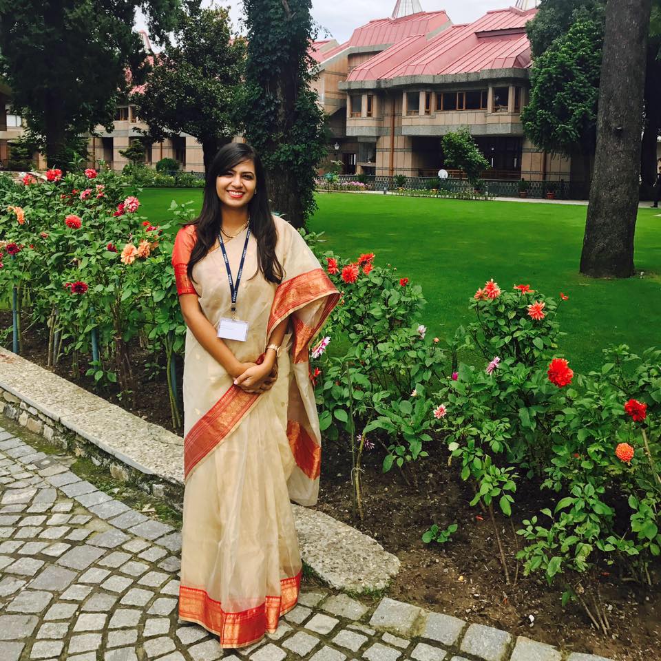 Meet IAS sisters from Agra who cleared UPSC together, one of them is a  topper, other one secured AIR...