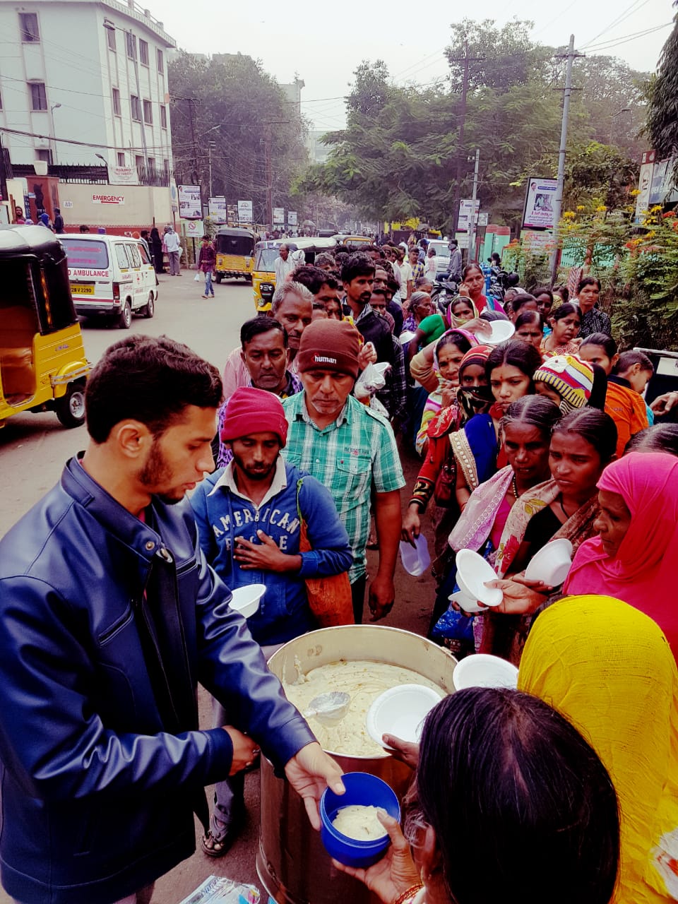 Serving breakfast outside Niloufer Hospital. 