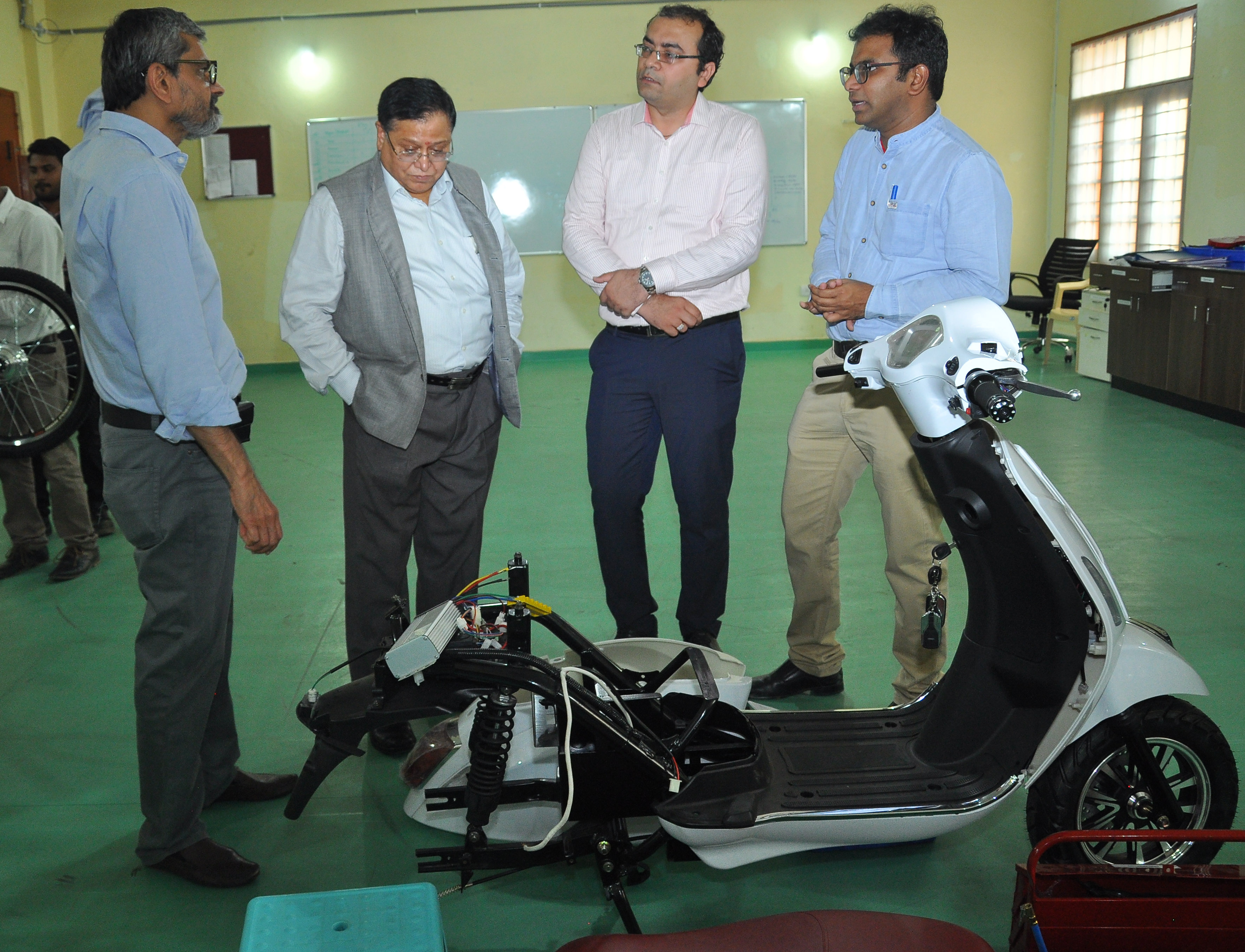 (L_R) Prof U.B. Desai, Director, IIT Hyderabad, Dr. V.K. Saraswat, Member, NITI Aayog, Mr. Rohit Vadera, CEO, PURE EV, and Dr. Nishanth Dongari, Assistant Professor, IITH.