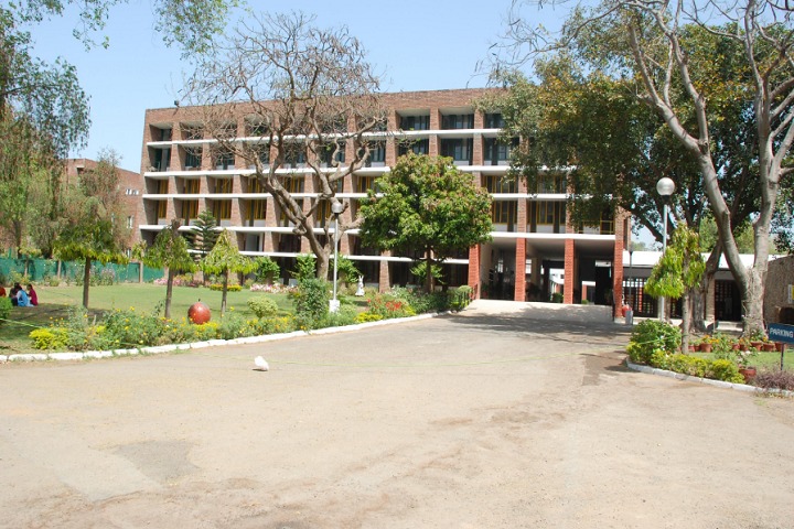 Government Polytechnic For Women Chandigarh (Source: Government Polytechnic For Women Chandigarh) 