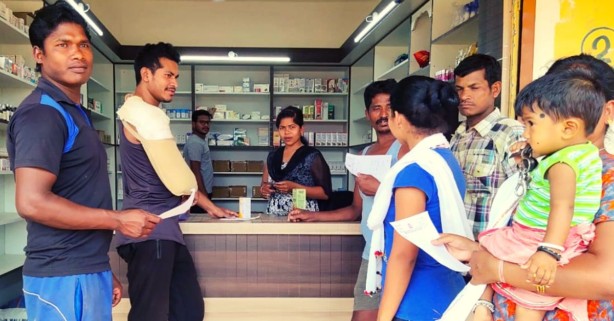 23-YO Tribal Girl Redefines Courage, Opens First Medical Store In Maoist-Affected Area!