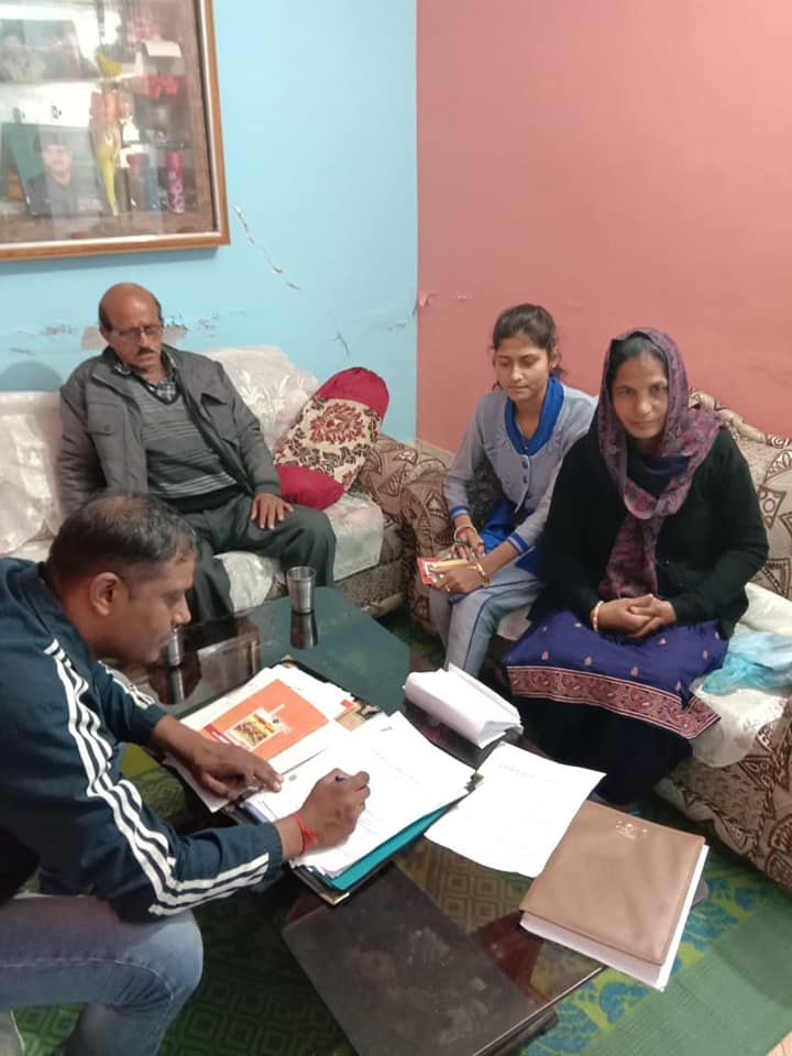 Colonel Shankar filling out the form for the Next of Kin to claim the educational grants as offered by the Directorate of Indian Army Veterans. (Source: Facebook)