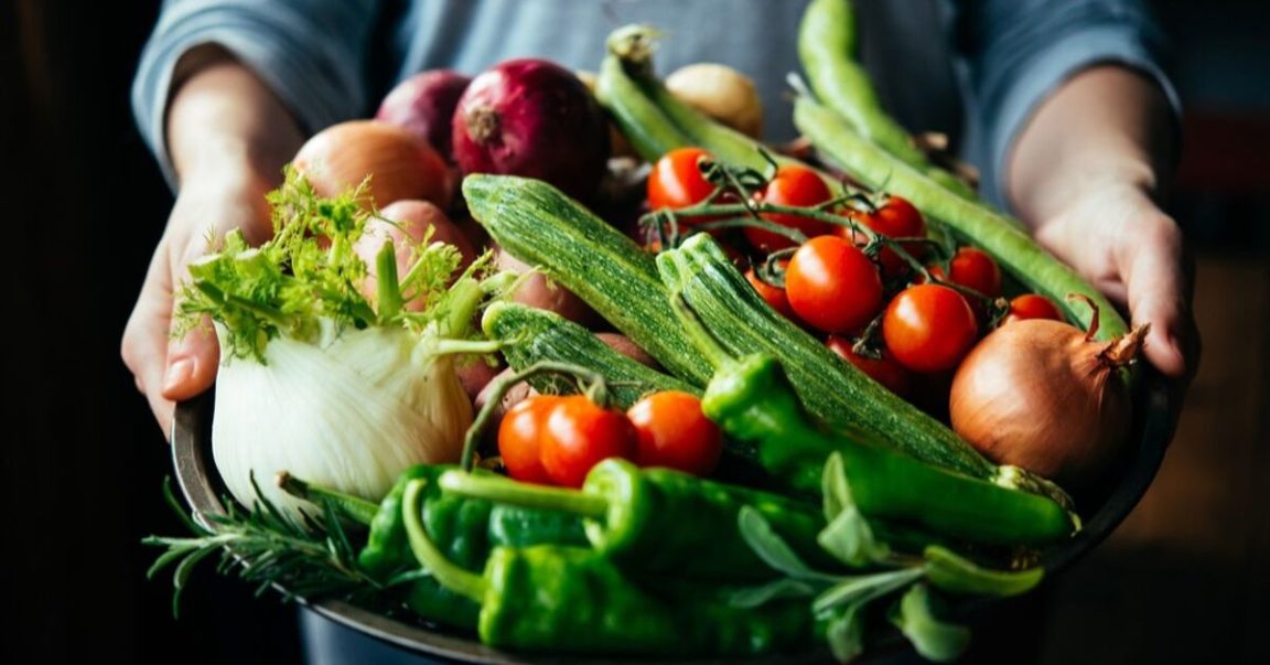 5 Easy Ways to Increase the ShelfLife of Vegetables and Fruits