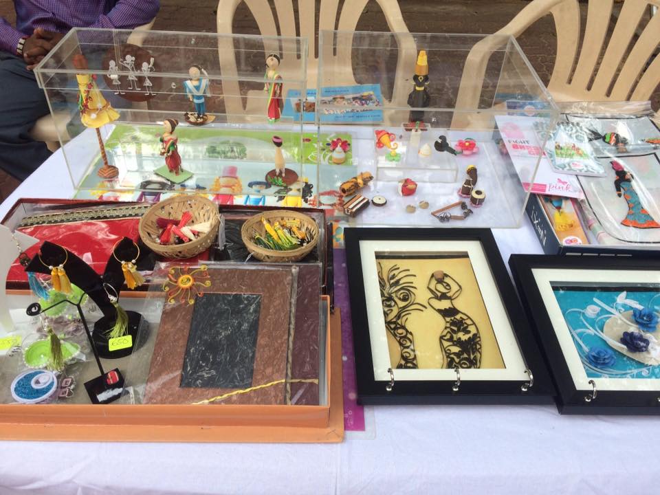 mumbai-girl-craft-art-funds-kindness-ngo-cancer-indian-army