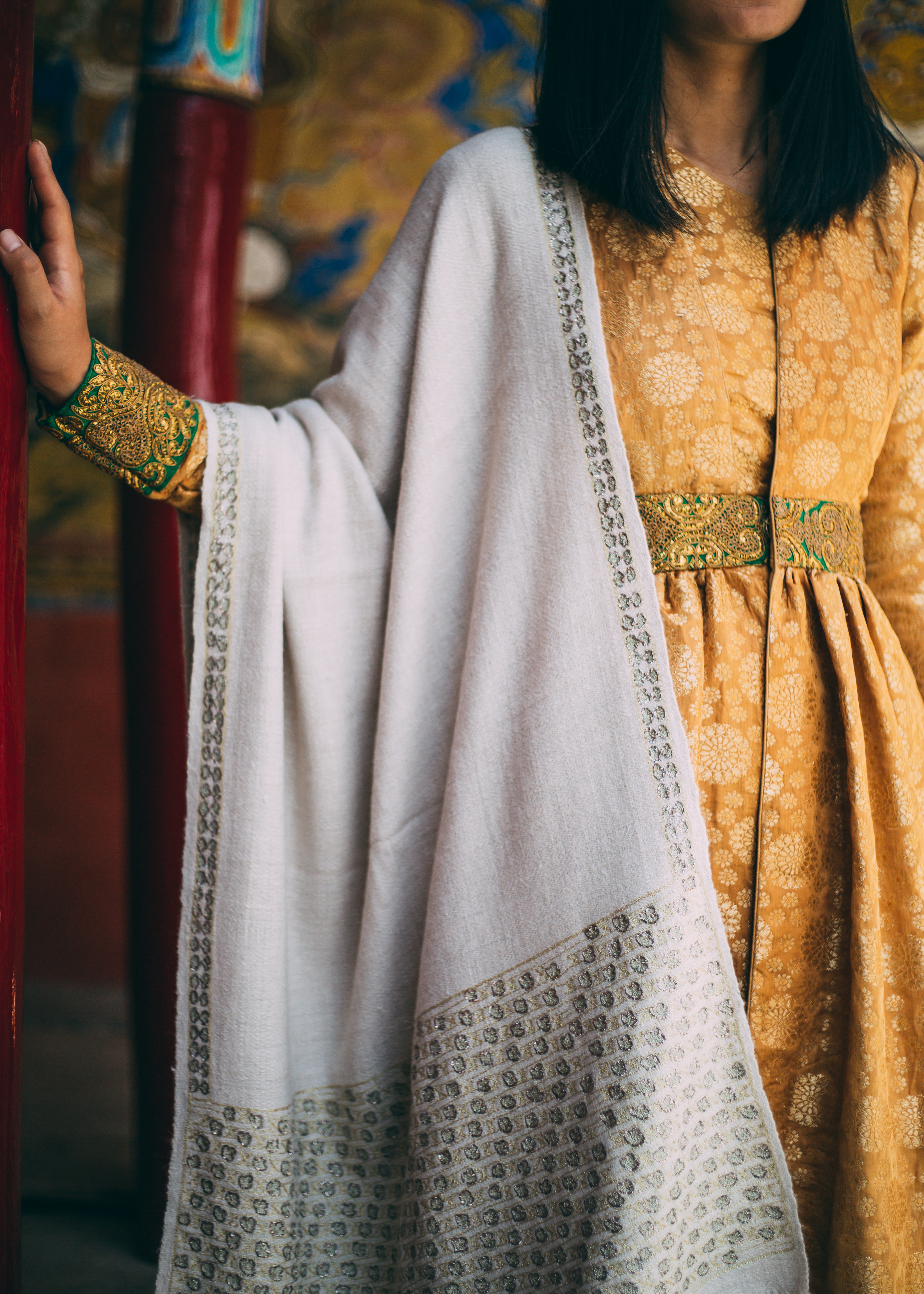 Ladakhi woman, traditional dress, dancing, Ladakh, Kashmir, India |  Imagelinkglobal ILG: Product: ILEA000215418｜Photos & Images & Videos｜KYODO  NEWS IMAGES INC