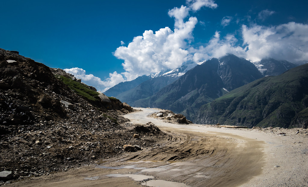 On the Leh-Manali highway. (Source: Flickr/Navneeth)