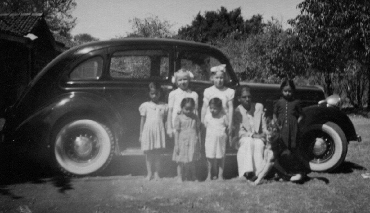 Polish and Indian children at Valivade. (Source: @IndiaHistorypic) 