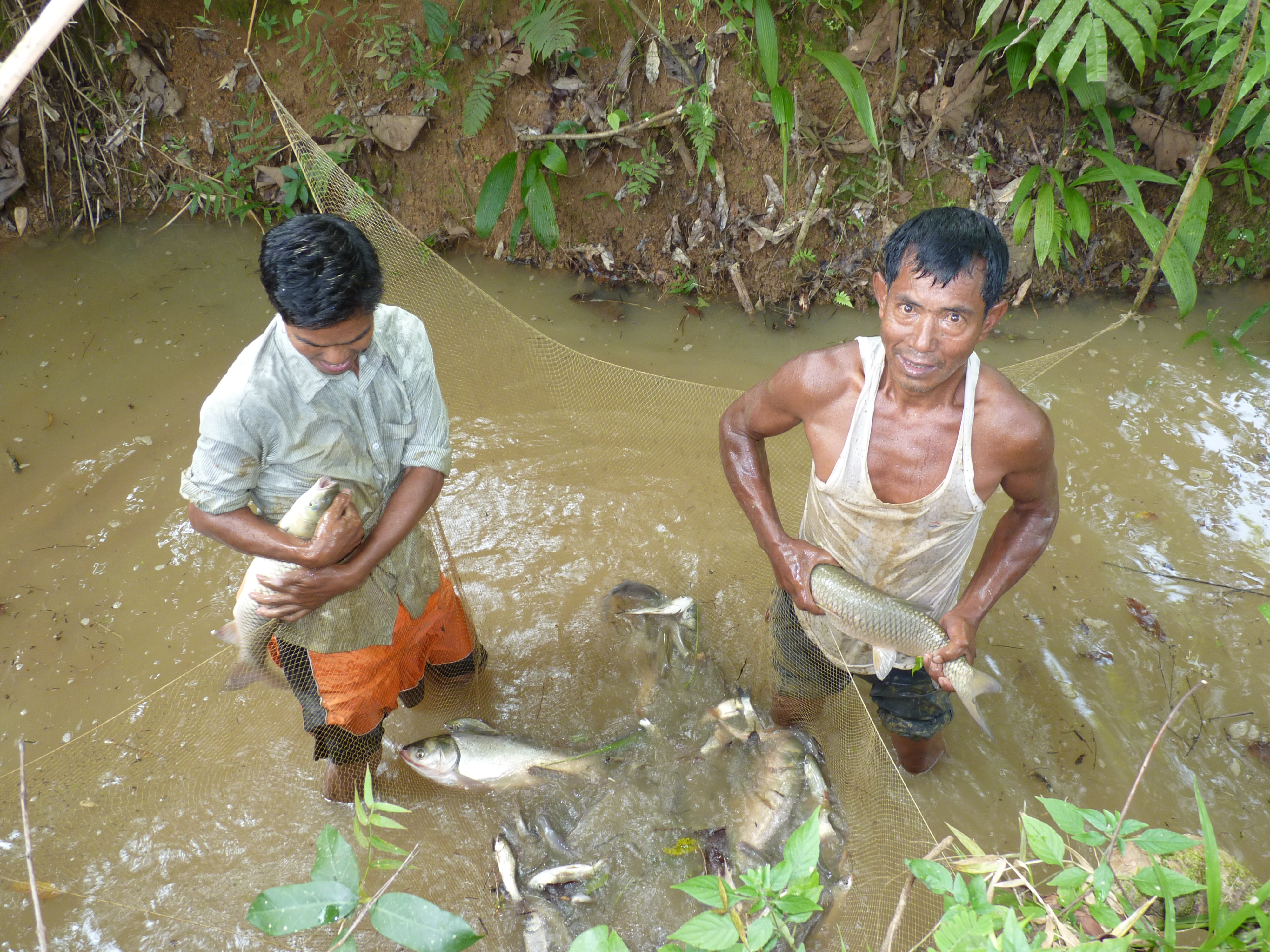 Rithson R Marak (Right) at work. (Source: East Garo Hills District Administration)