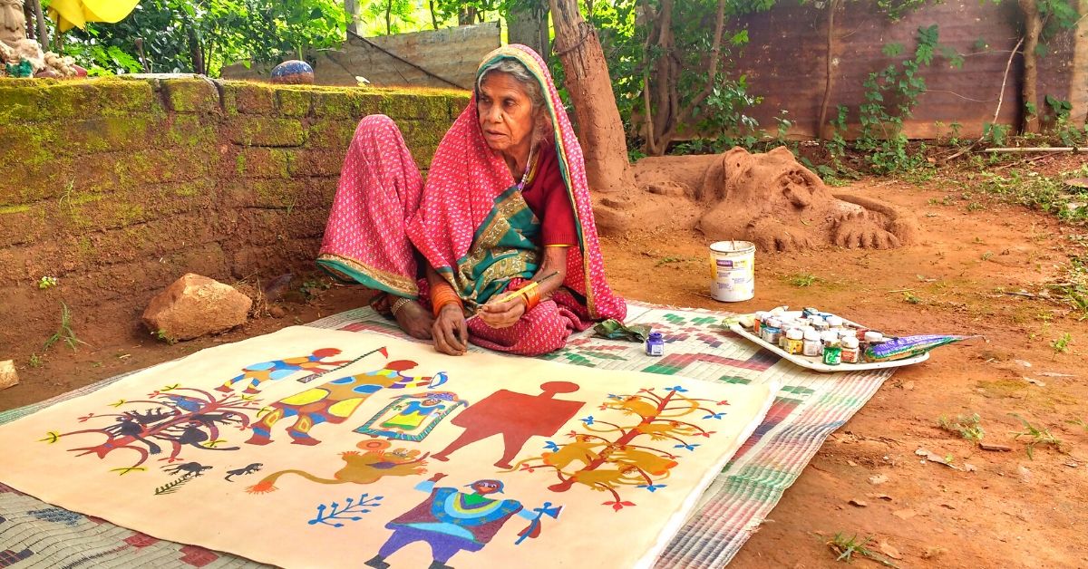 80-YO Tribal Woman Learnt Painting At 70. Today Her Art Sells In Milan & Paris!