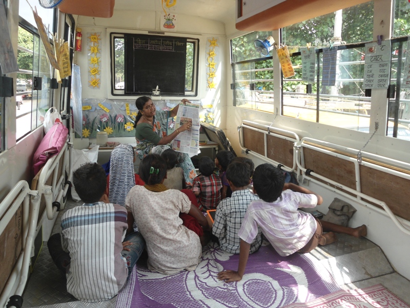 Children and Youth in History  Doorstep School-on-Wheels, Mumbai  [Photographs]