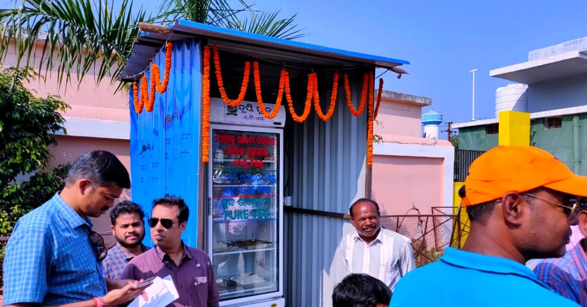 This Odisha Food ATM Gives Free Fruits, Veggies & Snacks to the Needy!