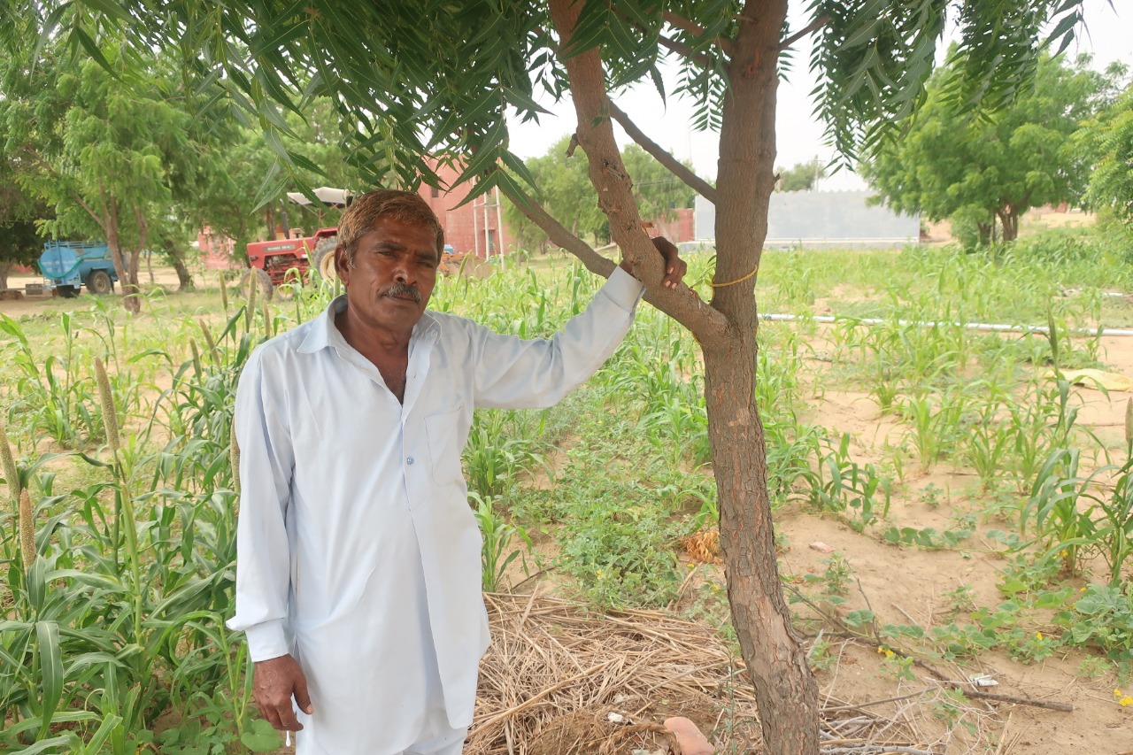 Driver organic farmer Rajasthan