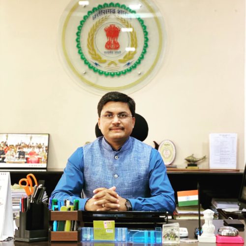 ias hero uttar pradesh best of 2019 initiatives india scheme changemaker