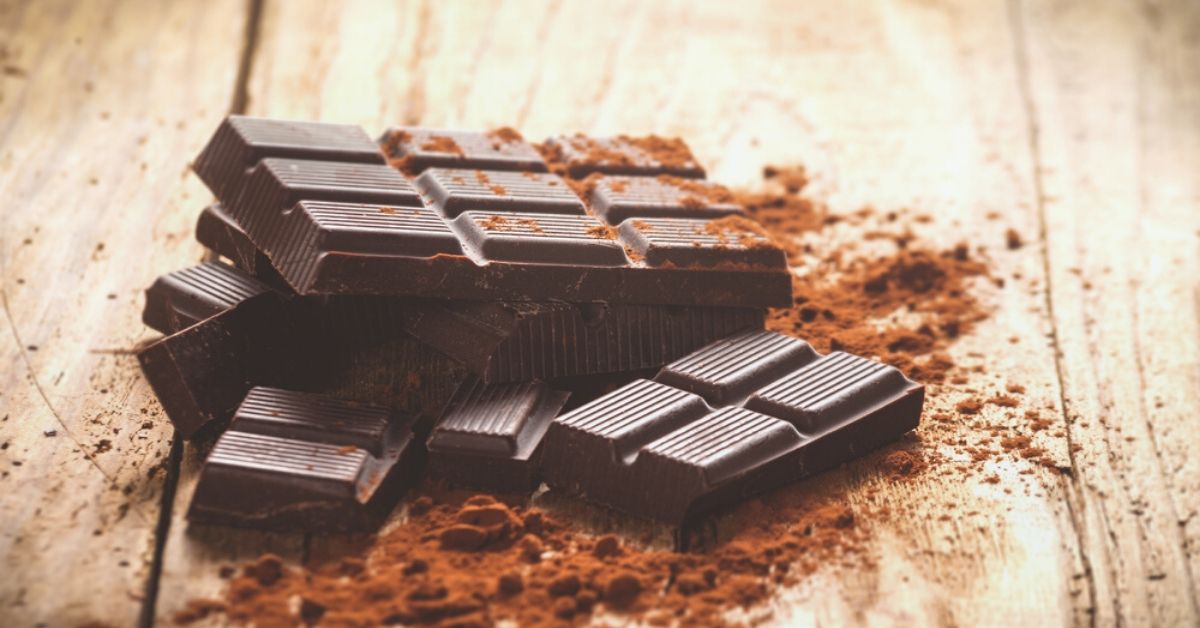 Dark Chocolate Is Healthy! 5 Reasons to Make It a Part of Your Daily Diet