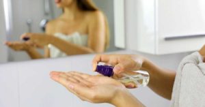 This Awesome Oil Cleanse Will Rid Your Face of Grime & Dirt: Here's How