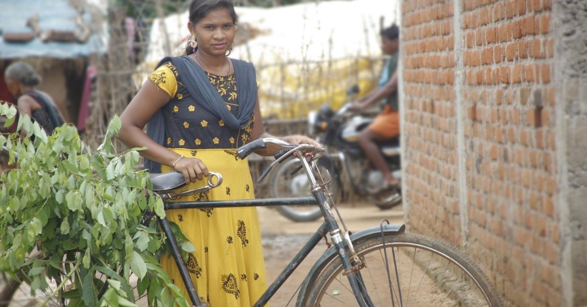 Brave 19YO Girl Helps Rescue 6000 Labourers Stuck in Tamil Nadu Brick Kilns