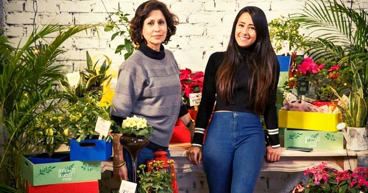 Mother-Daughter Show How to Make Organic Fertilizer Using Waste Tea Grounds