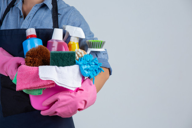 Are Your Cleaning Products Damaging Your Health?