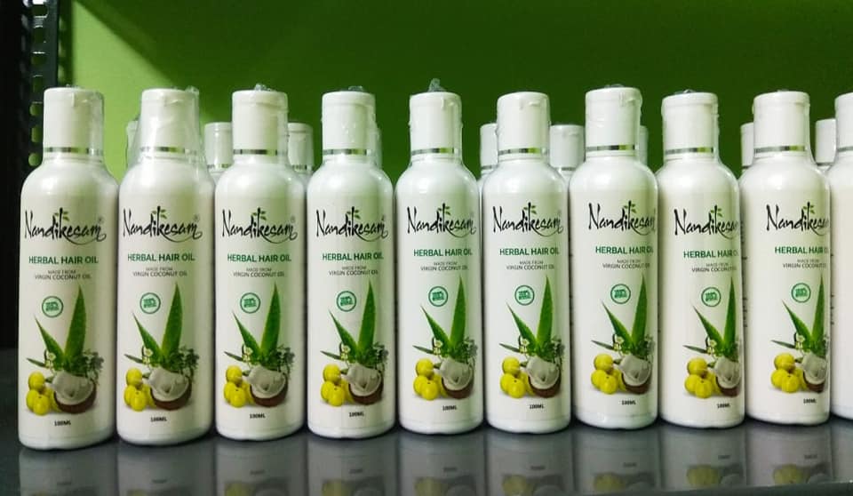 Mom Turns Family Hair Oil Remedy Into Successful Brand, Earns Rs 3  Lakh/Month