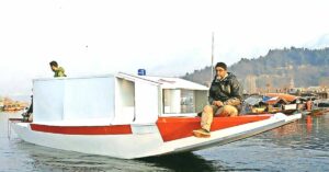 After Testing COVID-19 Positive, Man Makes Srinagar's First 'Shikara Ambulance'