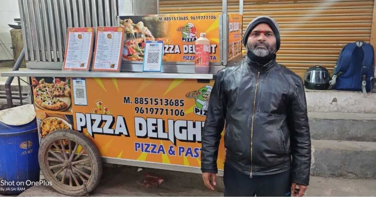 Losing a Leg Didn’t Stop Delhi’s Food Stall Owner From Baking His Own Success Story