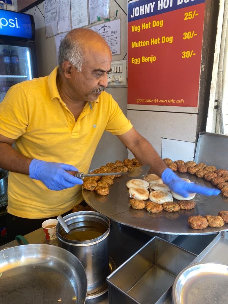 Indore's Johny Hot Dog