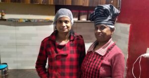 After Job Loss, Woman Starts Bengali Food Business With Mom; Earns 2 Lakh/Month