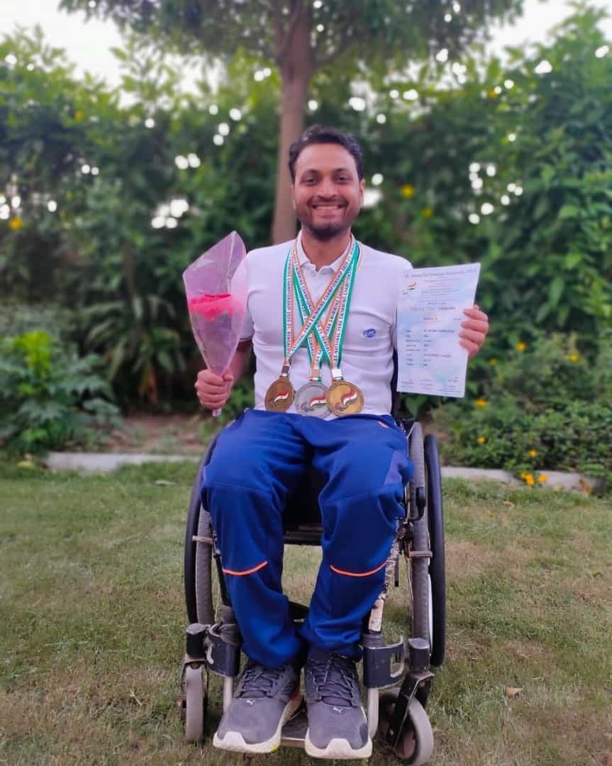 paraplegia swimmer para-sports