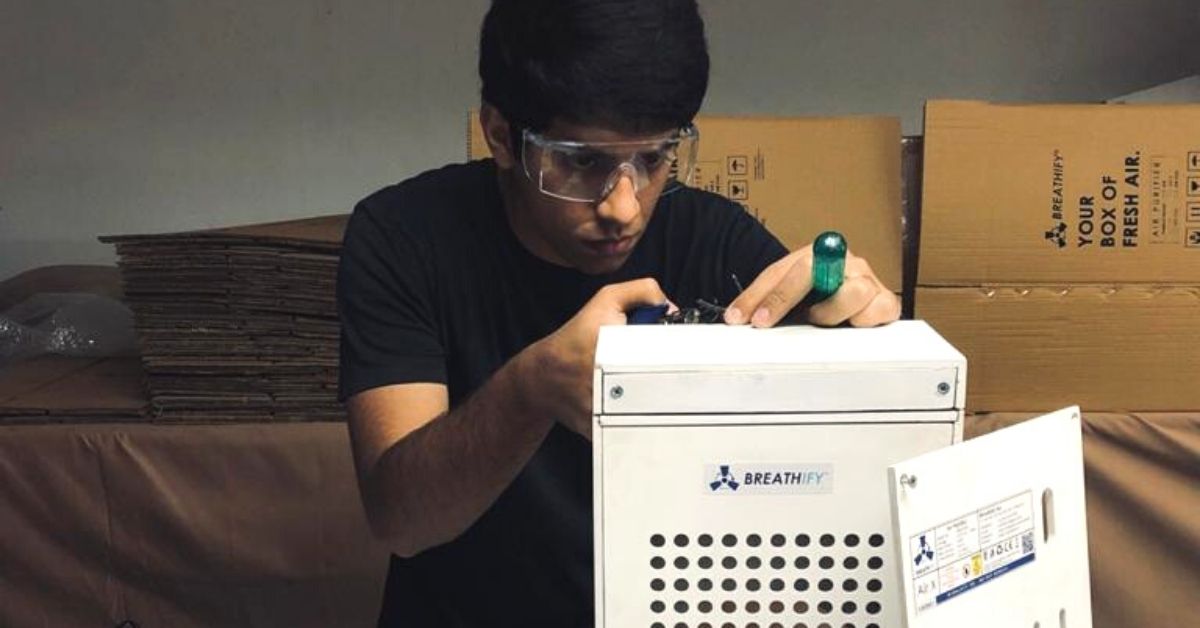 After Delhi Pollution Causes Respiratory Issues, 19-YO Makes Eco-Friendly Purifier