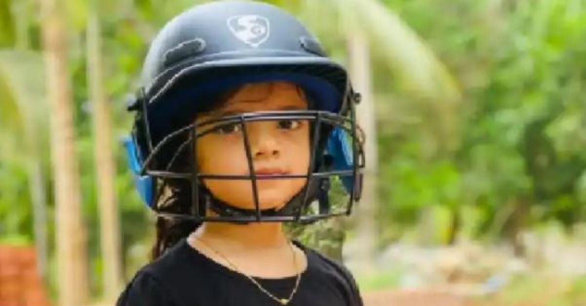 Meet the Little Star Who Wowed Mithali Raj & Anand Mahindra With Her Batting!