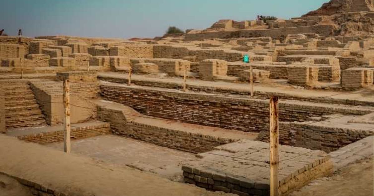 4500-Year-Old Harappan Vanity Case Has These 5 Items You Use Even Today