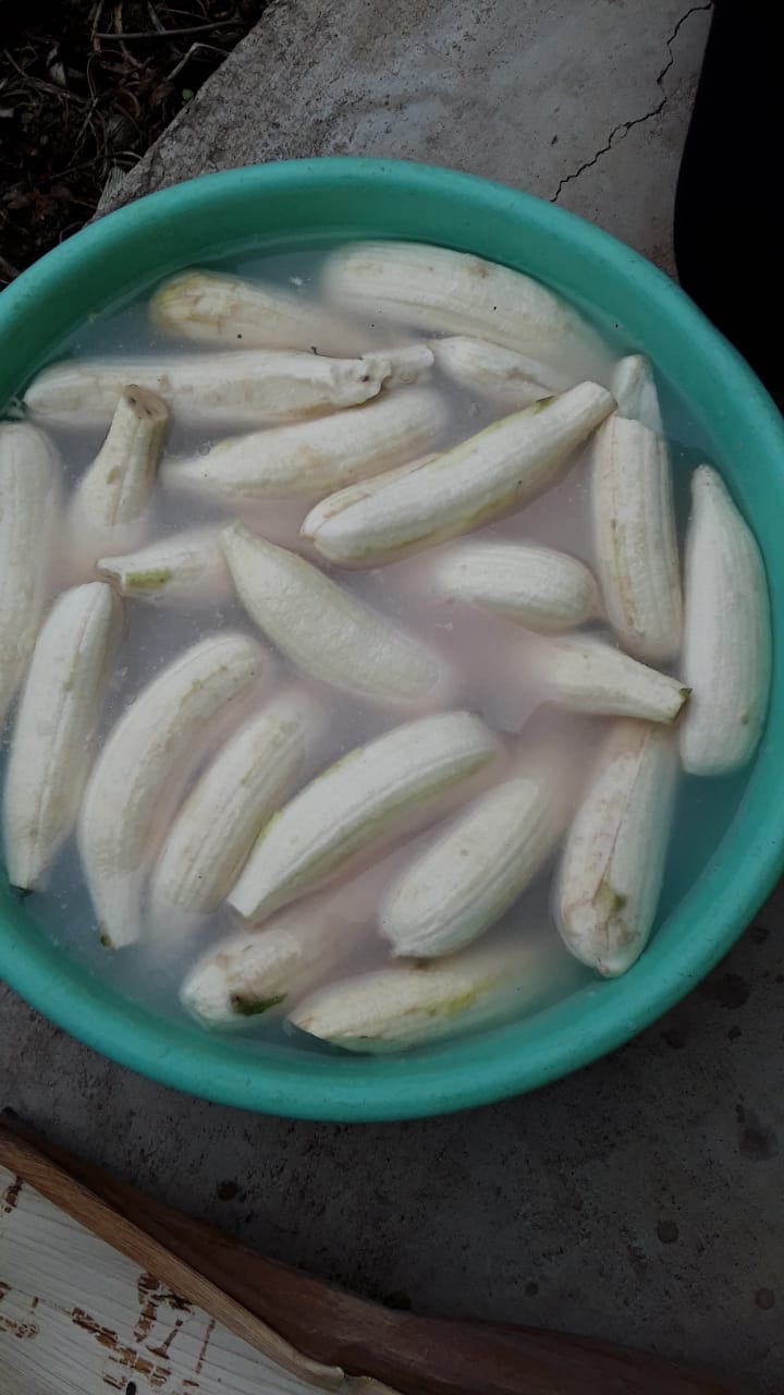 Banana soaking in solution