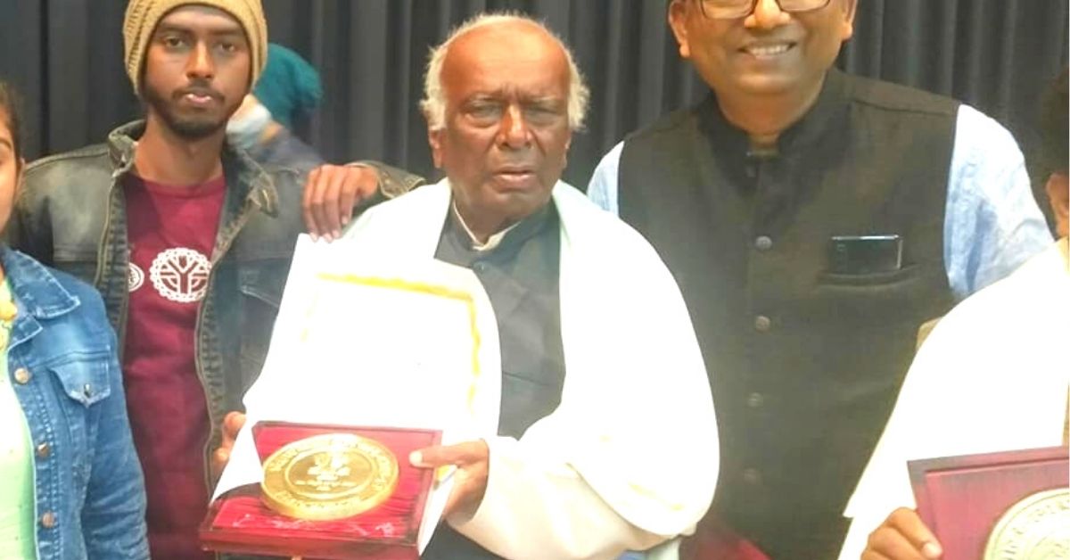 Ramchandra Manjhi recieving Sangeet Natak Acedamy award