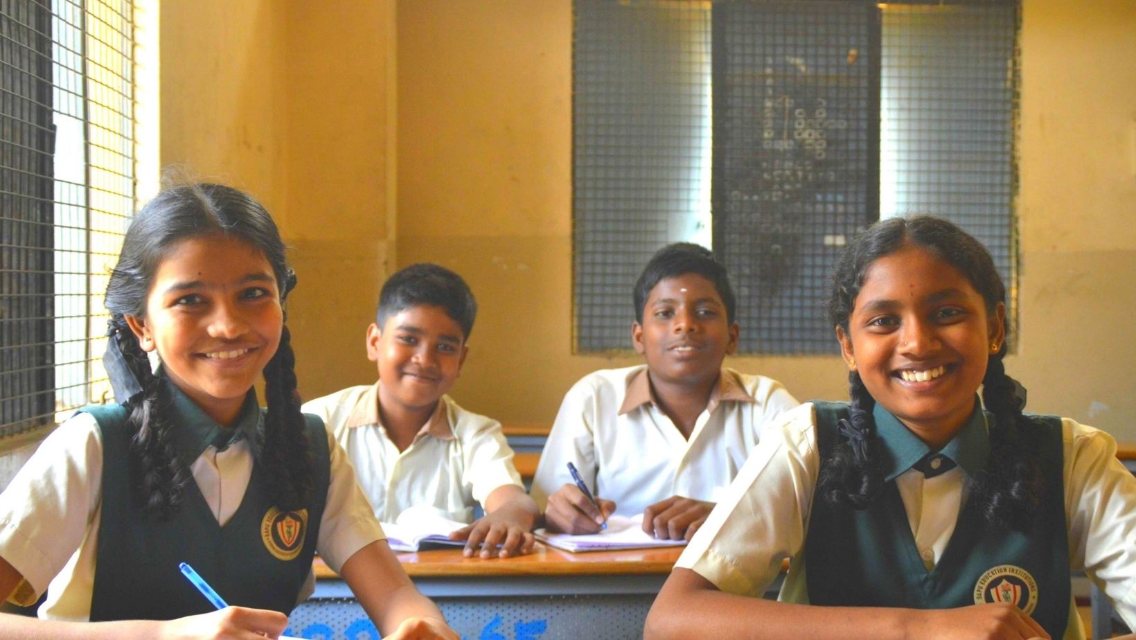 This Diwali, Gift a Dream to 30 Kids & Help Them Finish School With Just a Click
