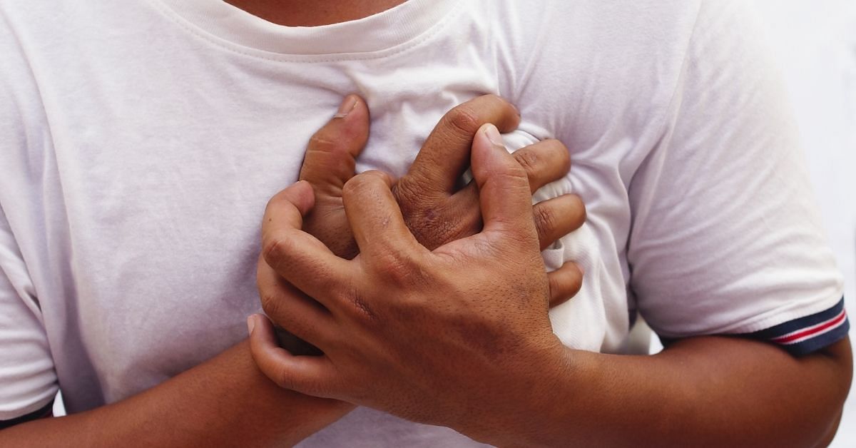 What are the signs of a heart attack?