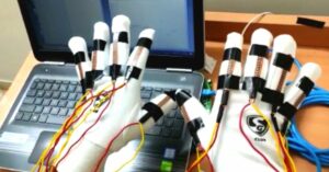 IIT-AIIMS’ Low-Cost ‘Talking Gloves’ For Speech Disabilities is Language-Independent