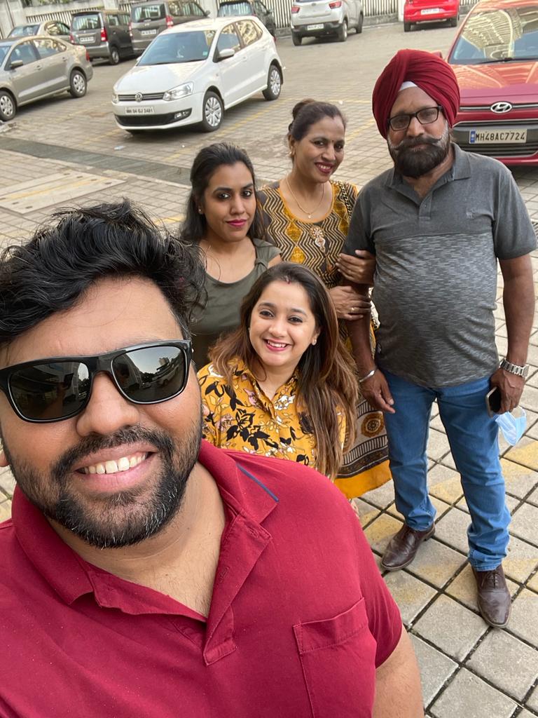 Harpreet, Kamaljit and her family.
