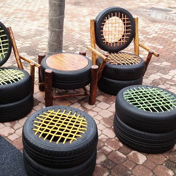 Seats and stools made out of old tyres