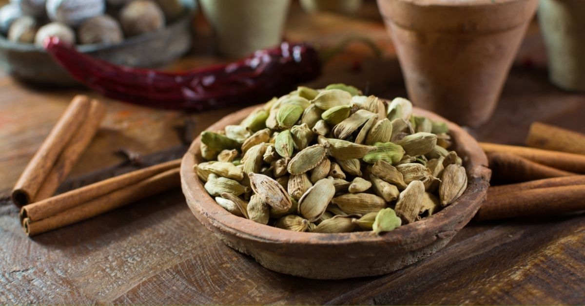 Improved Digestion to Preventing Asthma: 8 Benefits of Eating Cardamom