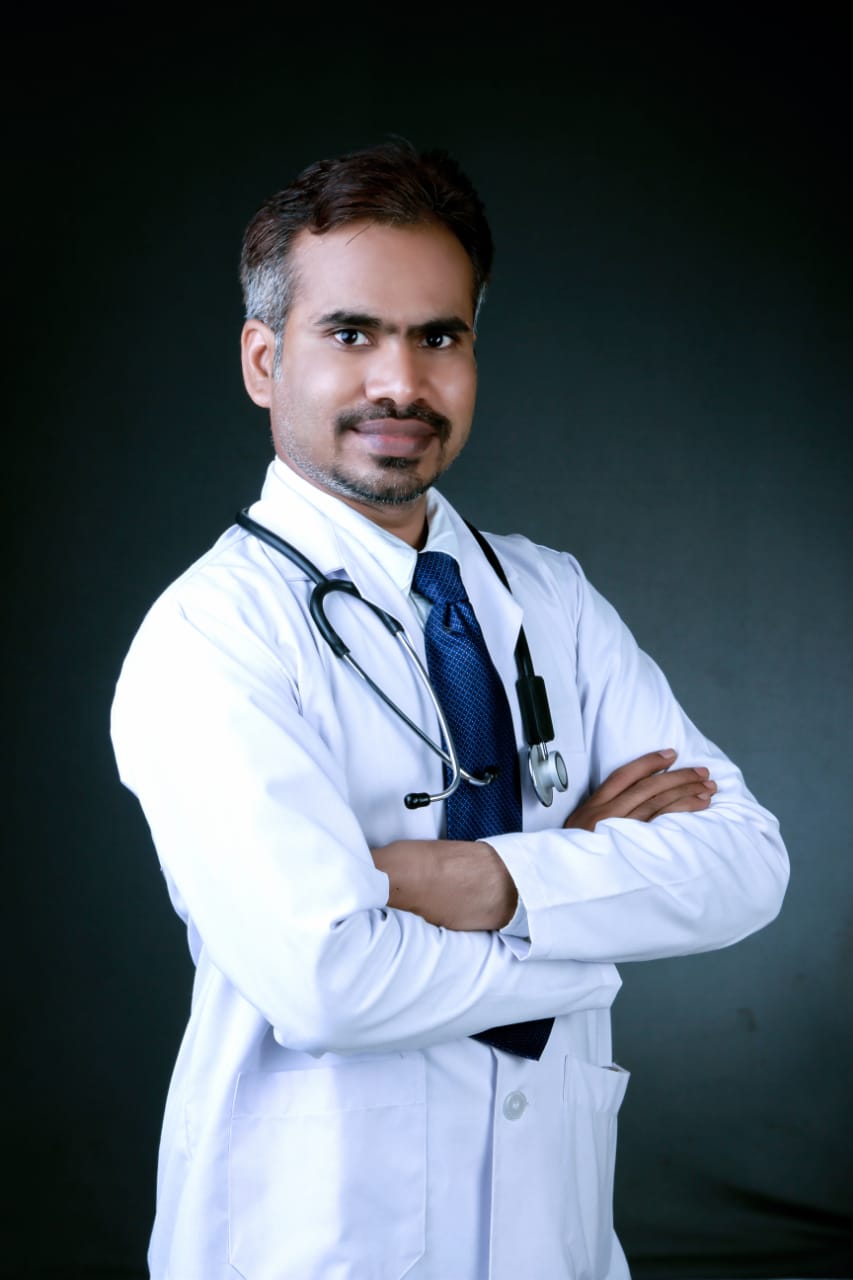 A formal shot of Dr Sunil Kumar Hebbi