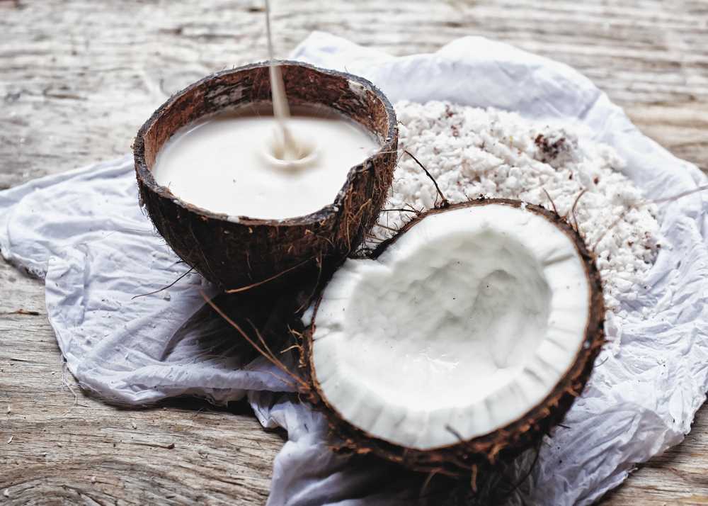 Is Coconut Milk Good for You? Here's What Nutritionists Say