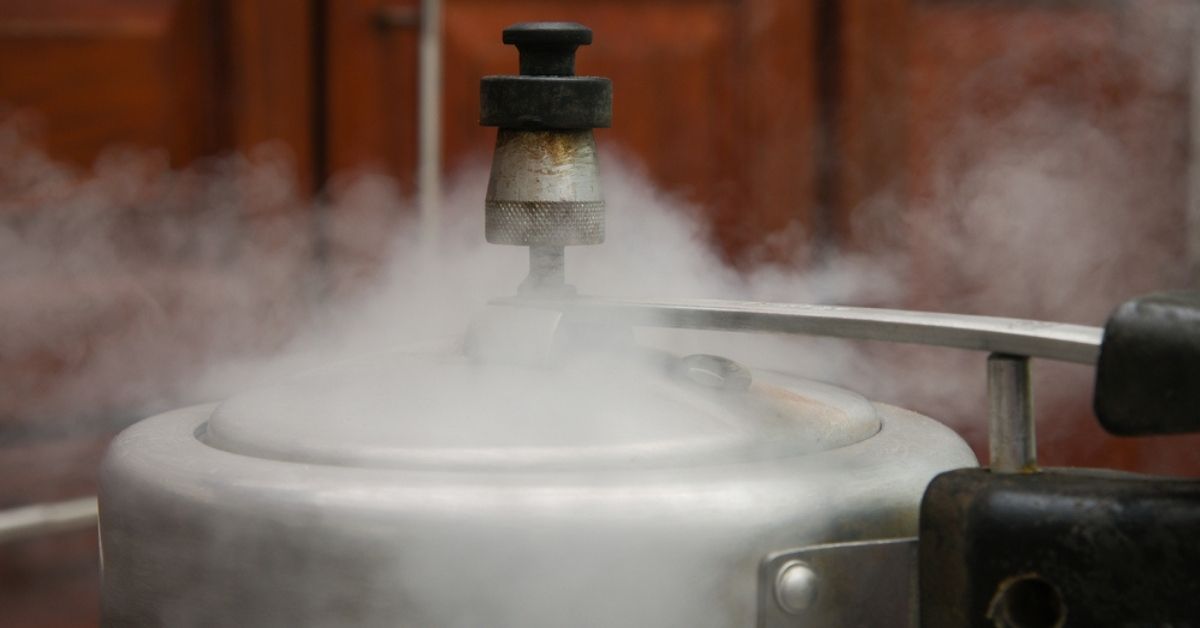 Ecom Platforms Fined Rs 1 Lakh for Selling Pressure Cookers. Here’s Why