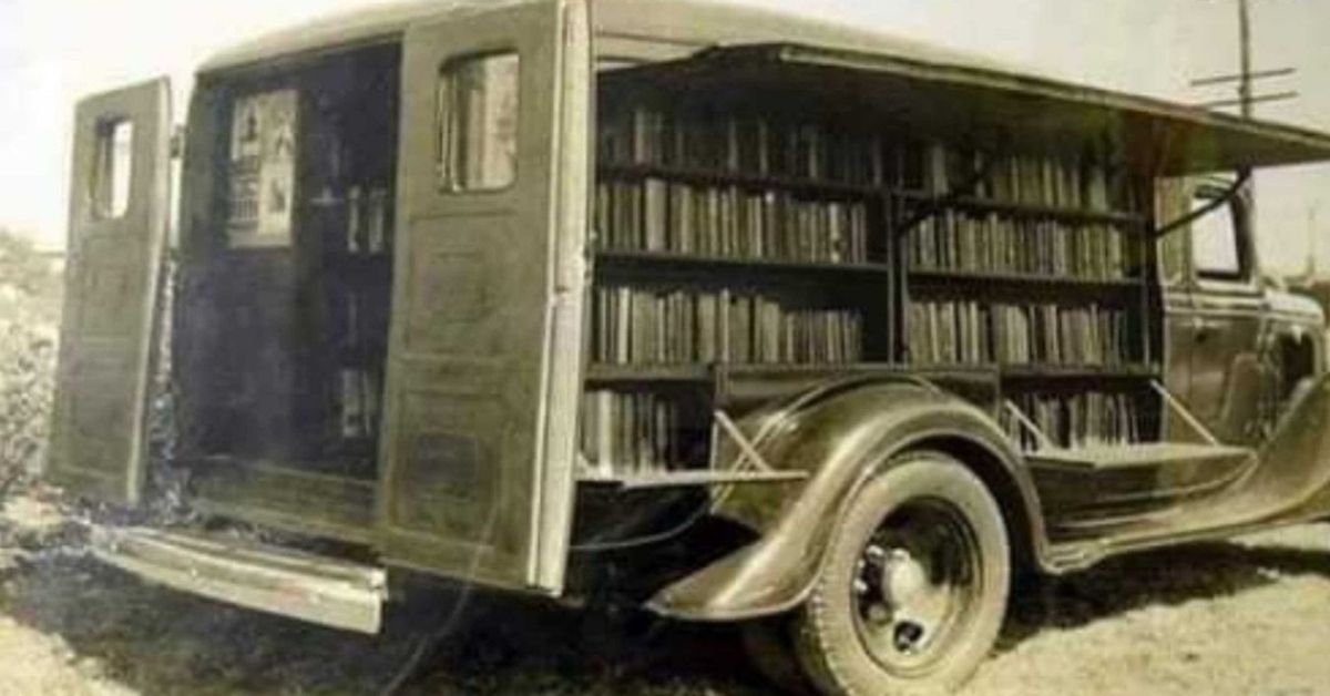 Indian History : Mobile libraries