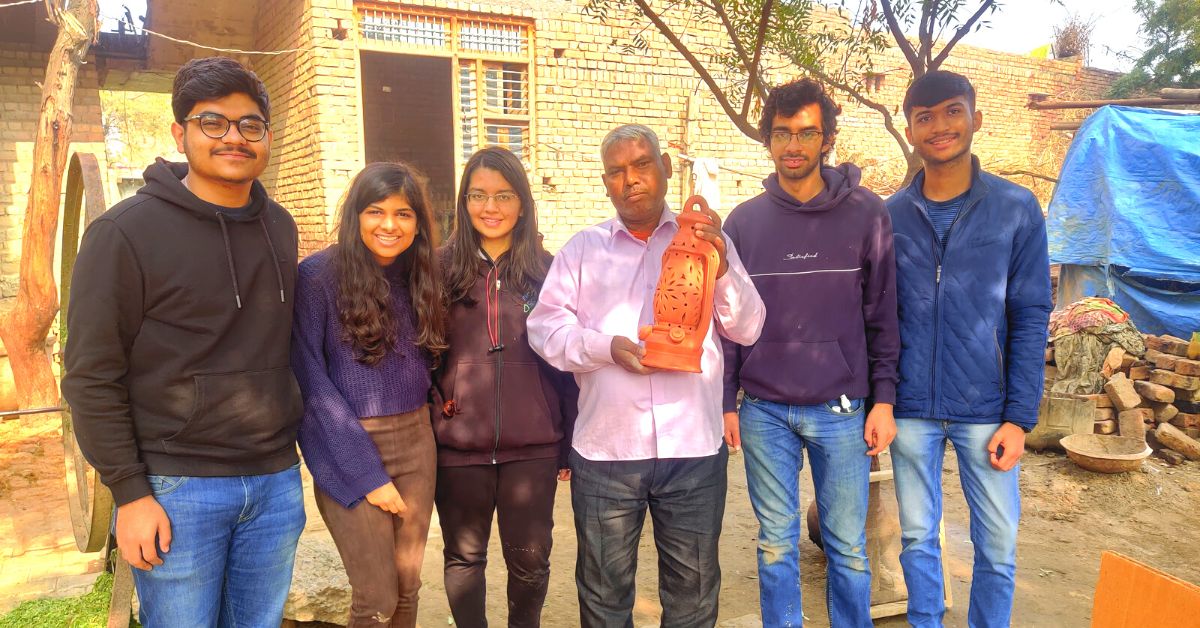 DU Students Help Pottery Artisans Go Online During Pandemic, Raise Incomes by 186%